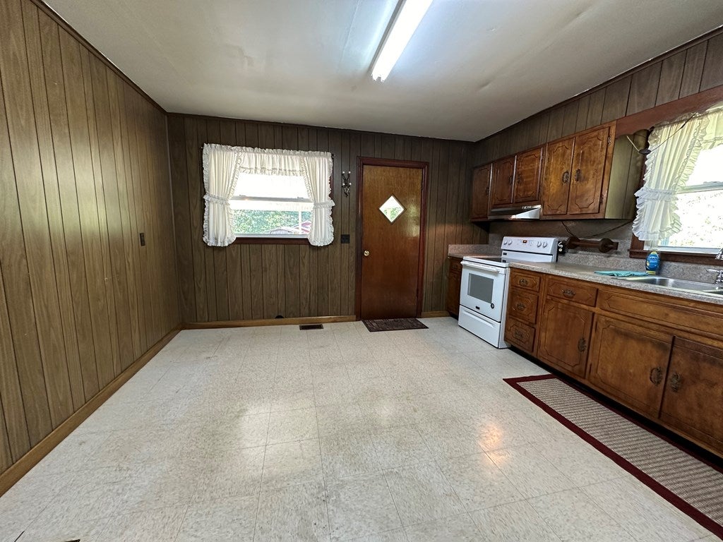1481 Boyds Rdg Road Vansant, VA 24656 - Photo 29 of 62 Gallery Image 29
