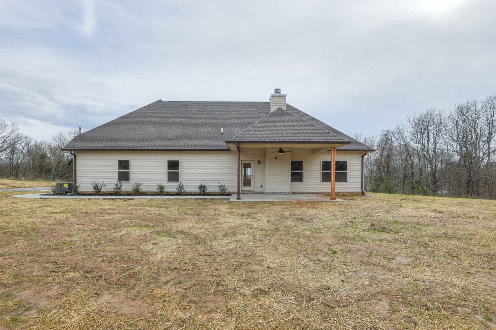 2351 Belotes Ferry Road Lebanon, TN 37087 - Photo 8 of 34 a house with trees in the background