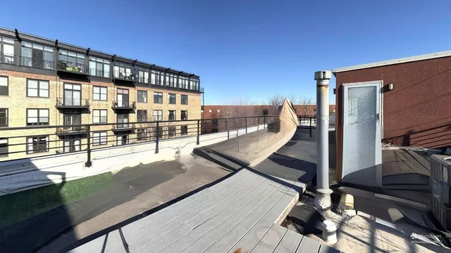 $475,000 | 2350 West George Street, Unit 2350, Chicago, IL 60618