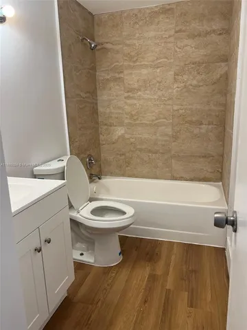 $1,950 | 2186 West 60th Street, Unit 20206, Hialeah, FL 33016