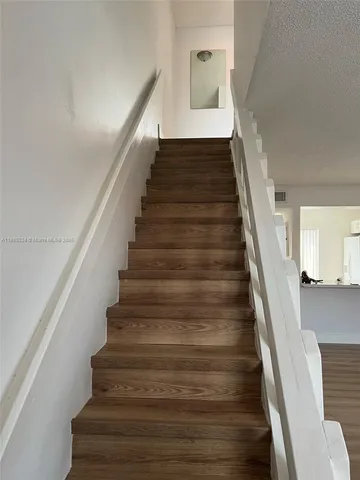 $1,950 | 2186 West 60th Street, Unit 20206, Hialeah, FL 33016