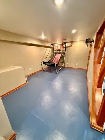 $1,450 | 723 Glendale Avenue, Rockford, IL 61108