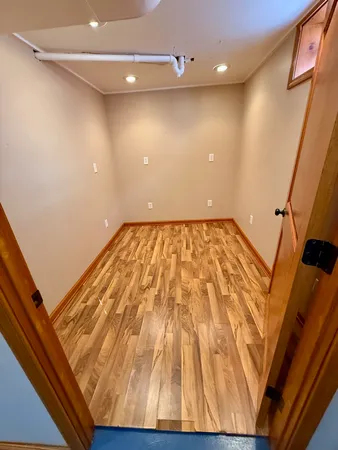 $1,450 | 723 Glendale Avenue, Rockford, IL 61108