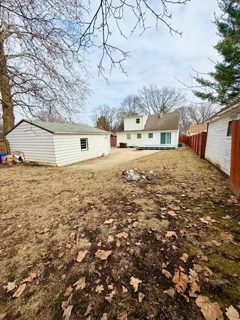 $1,450 | 723 Glendale Avenue, Rockford, IL 61108