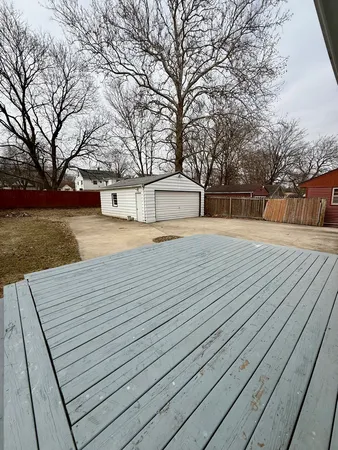 $1,450 | 723 Glendale Avenue, Rockford, IL 61108
