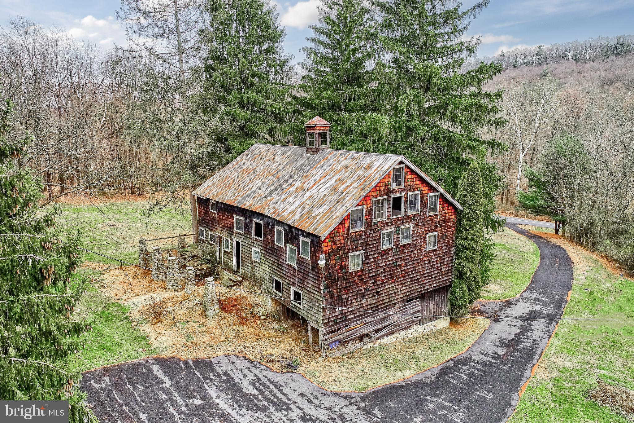 1095 Bower Road Shermans Dale, PA 17090 - Photo 28 of 36 Gallery Image 28