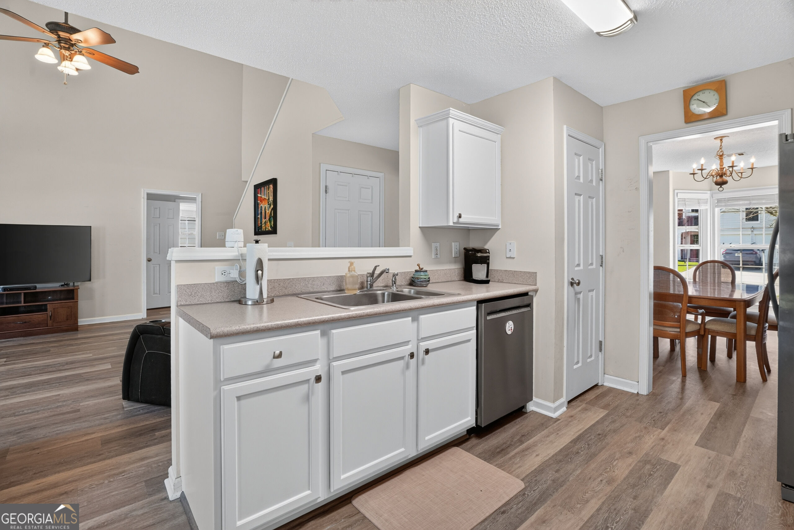 8965 Ruel Lane Suwanee, GA 30024 - Photo 14 of 33 Gallery Image 14