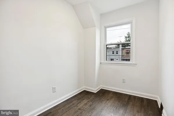 $2,900 | 323 34th Street Northeast, Washington, DC 20019