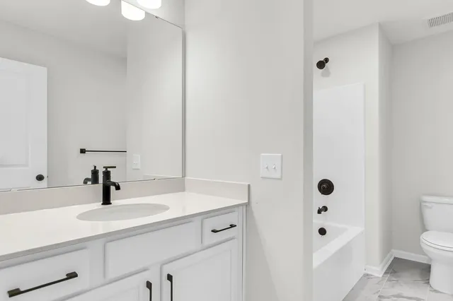 $399,900 | 1807 Abbey Gardens Drive, Moncks Corner, SC 29461