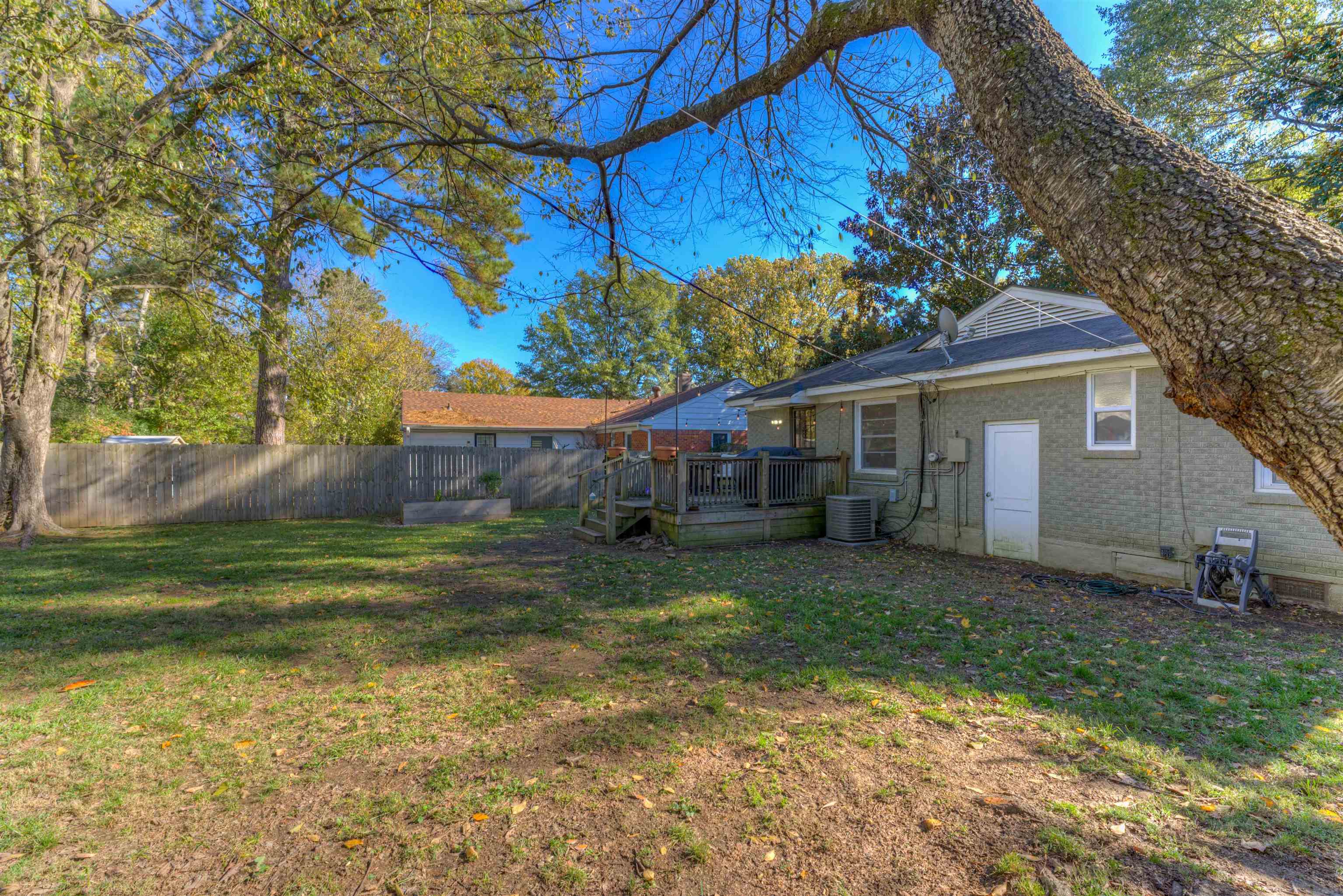 4938 Princeton Road Memphis, TN 38117 - Photo 29 of 36