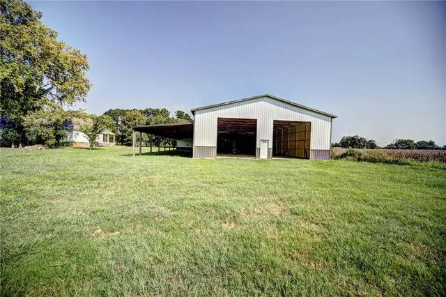 $575,000 | 646 Fish Hatchery Road, Natchitoches, LA 71457