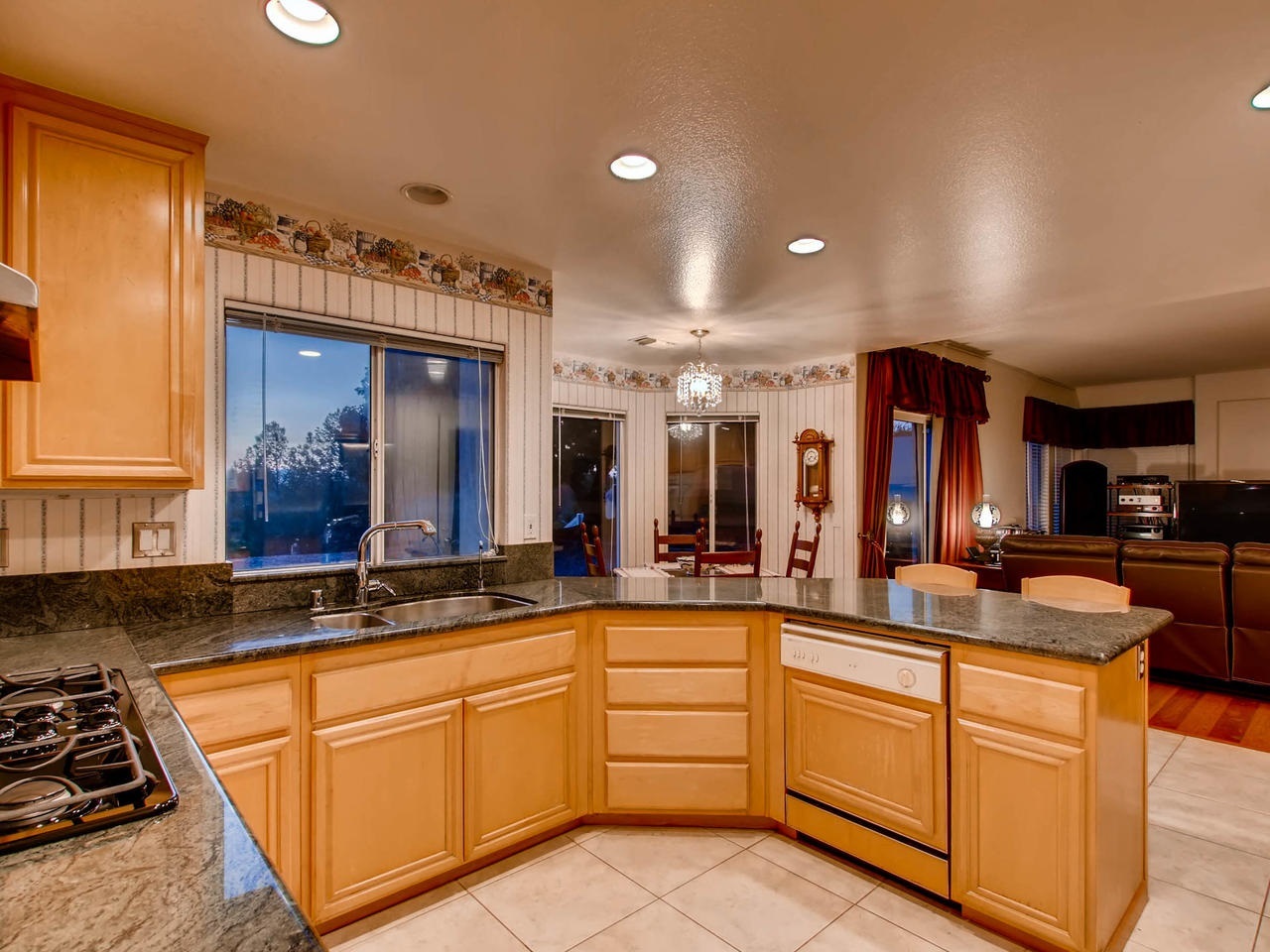 14264 Silver Ridge Road Poway, CA 92064 - Photo 3 of 11