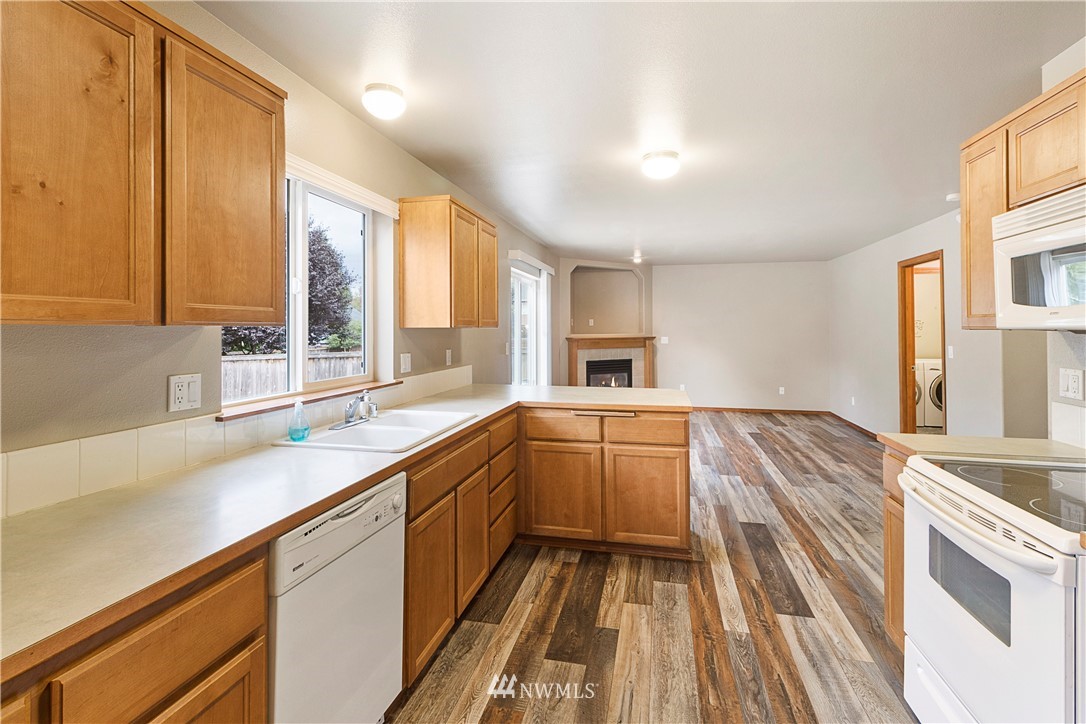 5519 55th Loop Southeast Olympia, WA 98513 - Photo 12 of 25