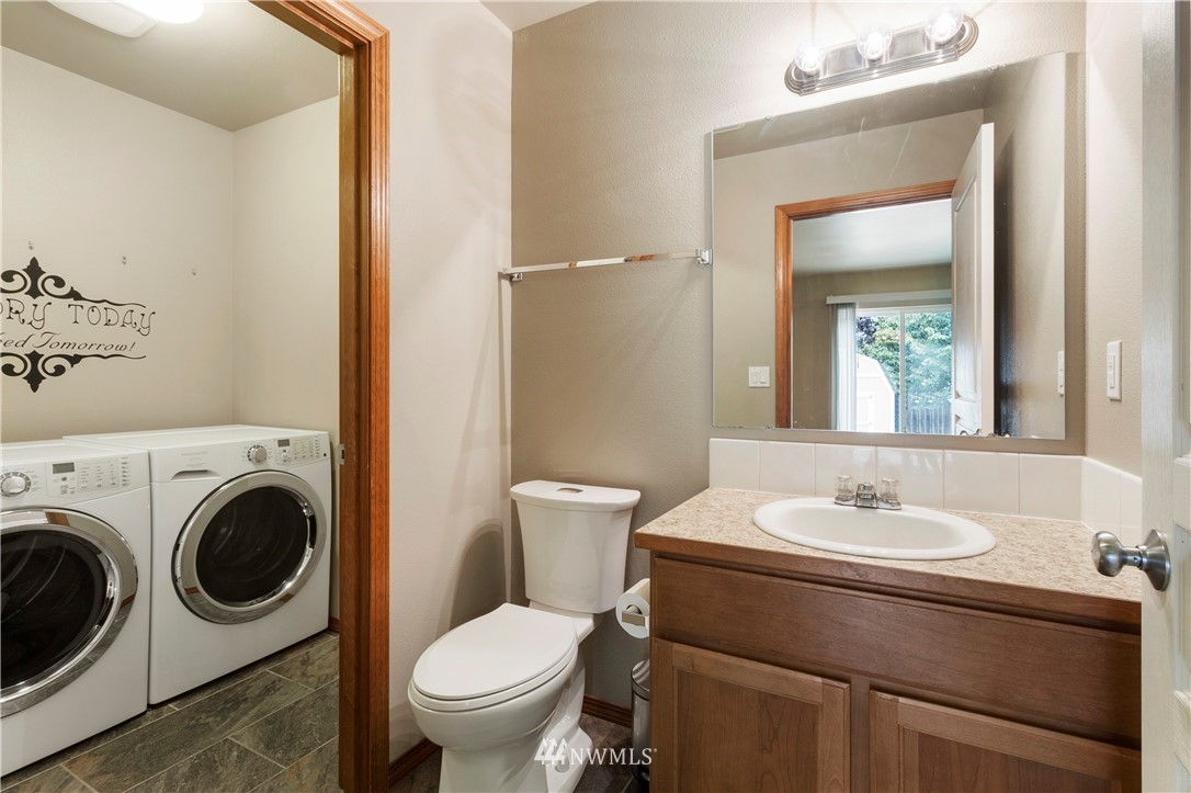 5519 55th Loop Southeast Olympia, WA 98513 - Photo 13 of 25