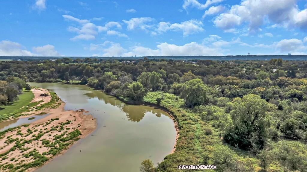 203 River Lane Waco, TX 76708 - Photo 13 of 40 a view of a lake in middle of a city
