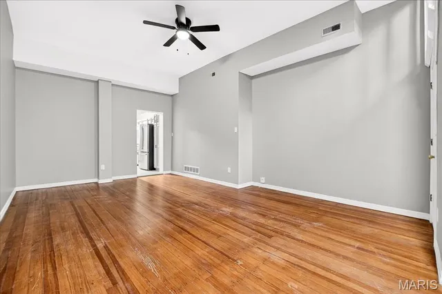 $499,900 | 2350-2352 South 10th Street, St. Louis, MO 63104