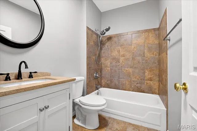 $499,900 | 2350-2352 South 10th Street, St. Louis, MO 63104