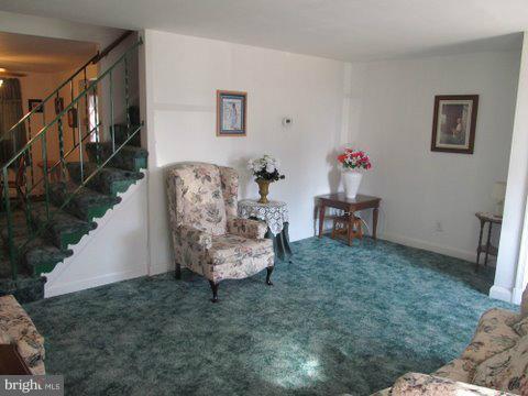 7858 Rockbourne Road Dundalk, MD 21222 - Photo 19 of 24 Living Room