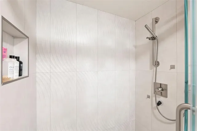 $630,000 | 5950 Pelican Bay Plaza South, Unit PH2F, Gulfport, FL 33707