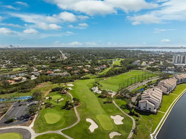 $630,000 | 5950 Pelican Bay Plaza South, Unit PH2F, Gulfport, FL 33707