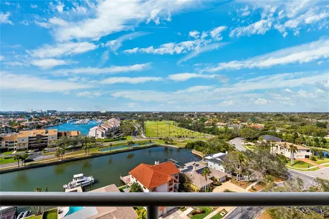 $630,000 | 5950 Pelican Bay Plaza South, Unit PH2F, Gulfport, FL 33707
