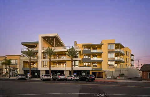 $1,988,000 | 414 Main Street, Unit 420, Huntington Beach, CA 92648