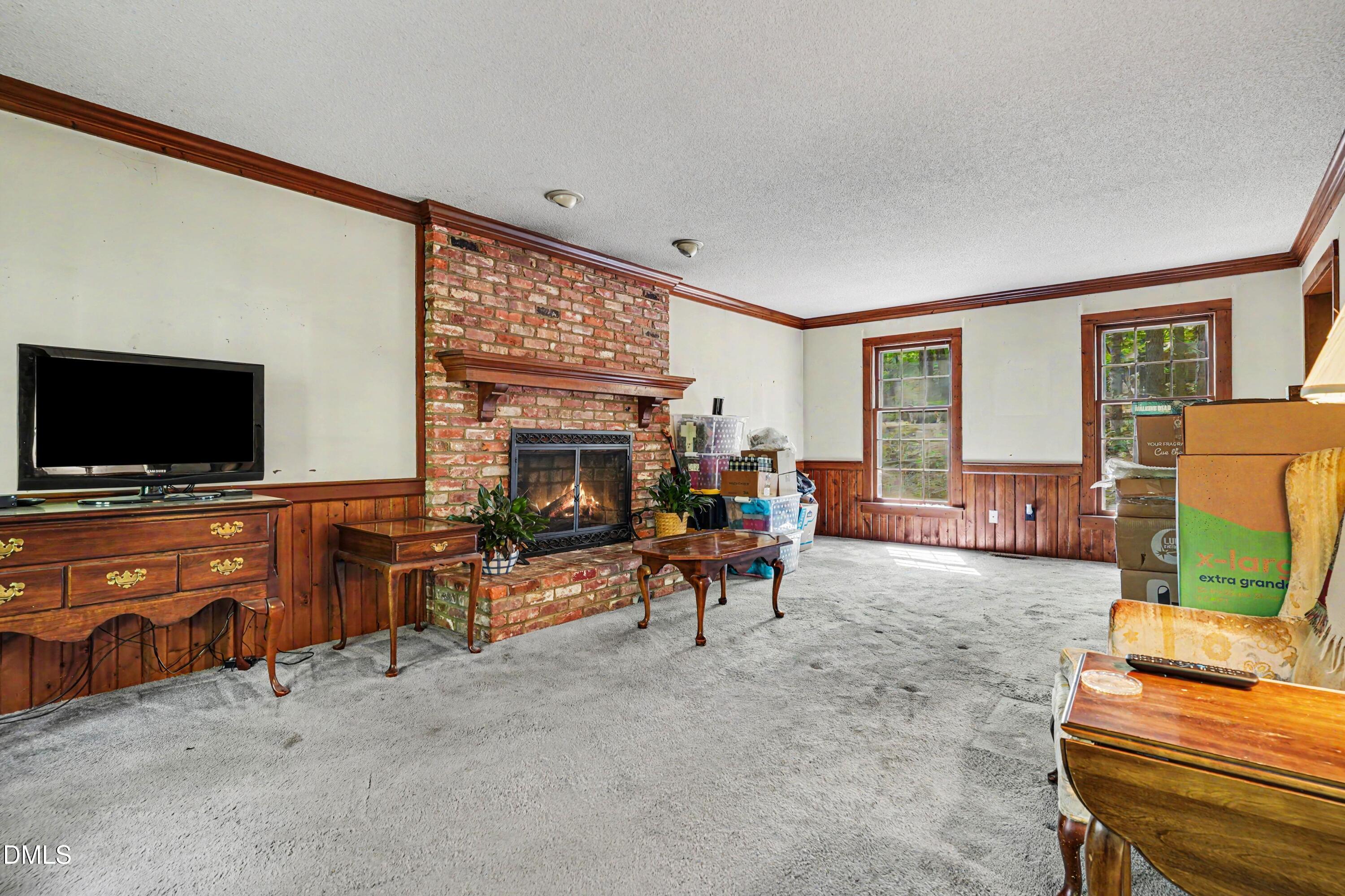 5200 Troutman Lane Raleigh, NC 27613 - Photo 4 of 15 004_file_6247