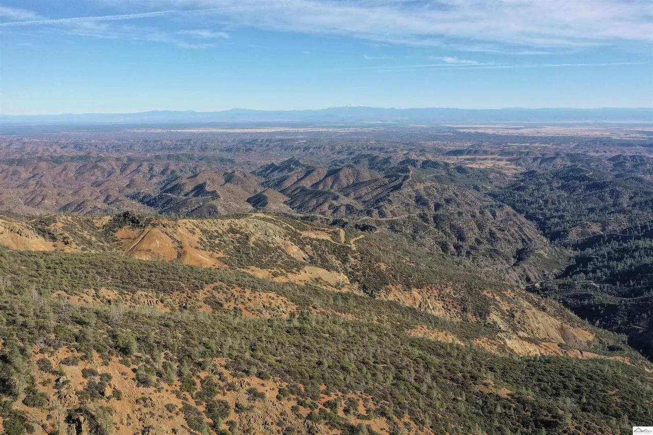 0 Red Bank Road Carmichael, CA 95608 - Photo 18 of 29 a view of a room with a mountain