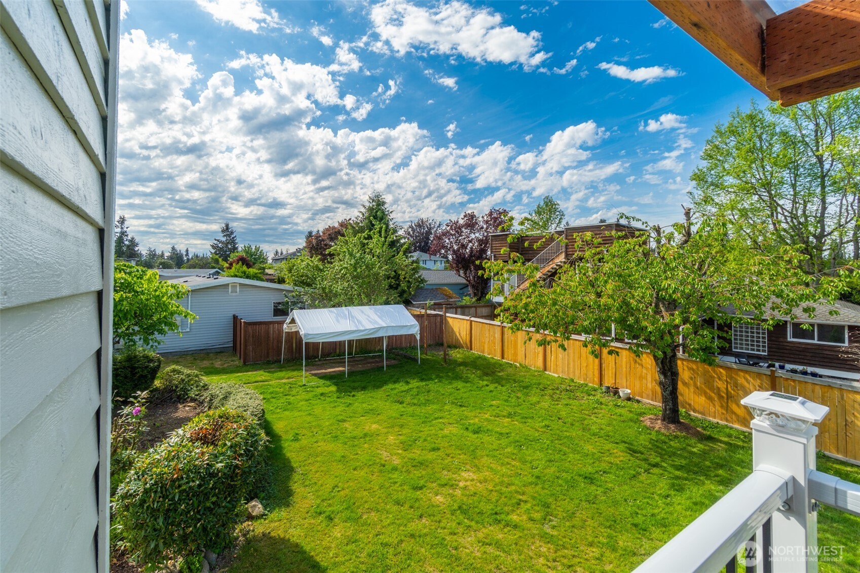 20915 80th Place West Edmonds, WA 98026 - Photo 11 of 40