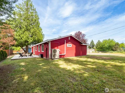 $665,000 | 11935 8th Avenue Southwest, Seattle, WA 98146
