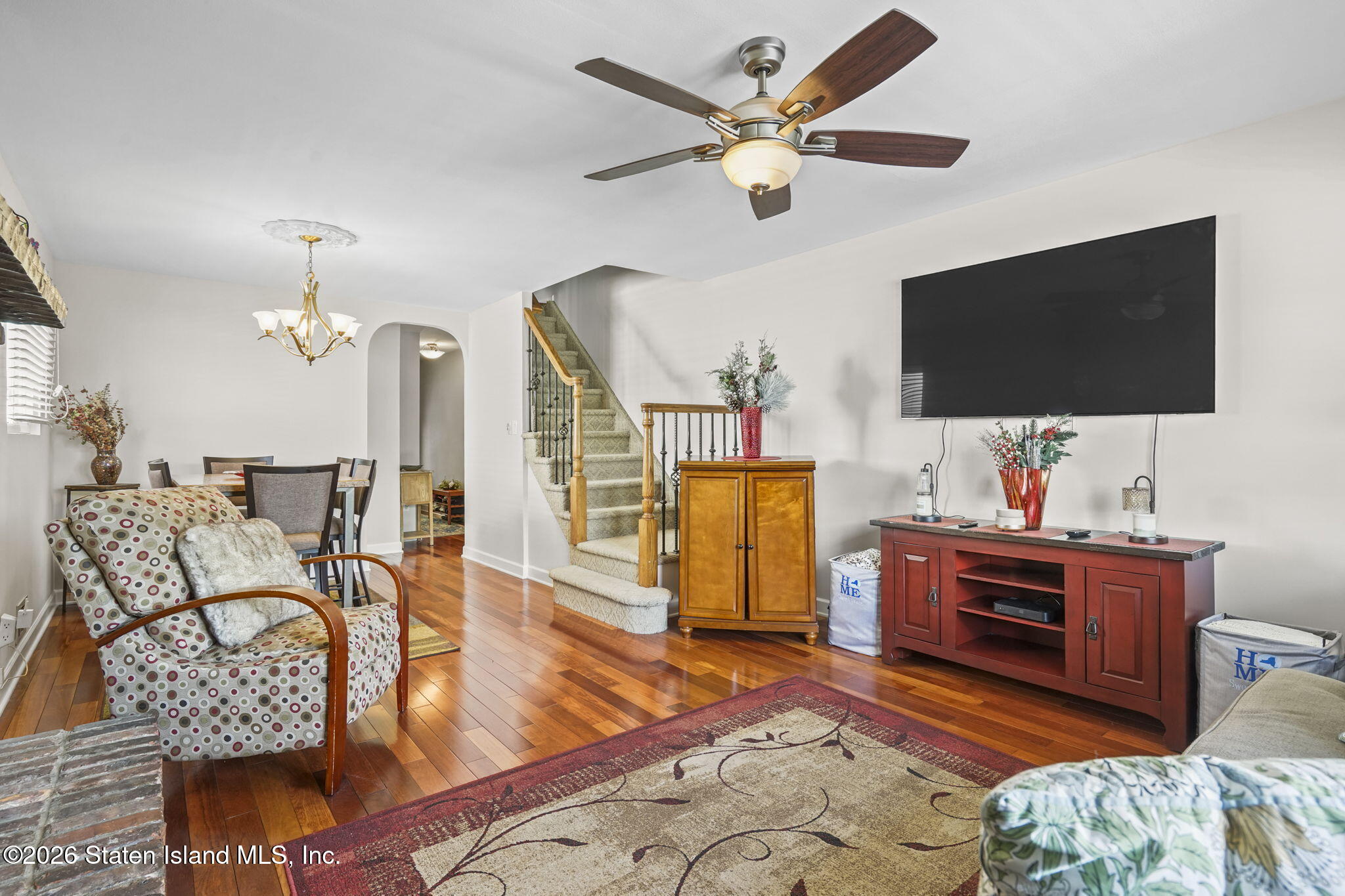 33 Middle Loop Road Staten Island, NY 10308 - Photo 11 of 24 4-web-or-mls-DSC03365