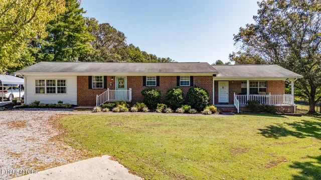 $420,000 | 1112 Highway 305, Athens, TN 37303