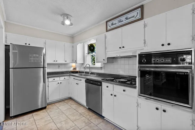 $420,000 | 1112 Highway 305, Athens, TN 37303