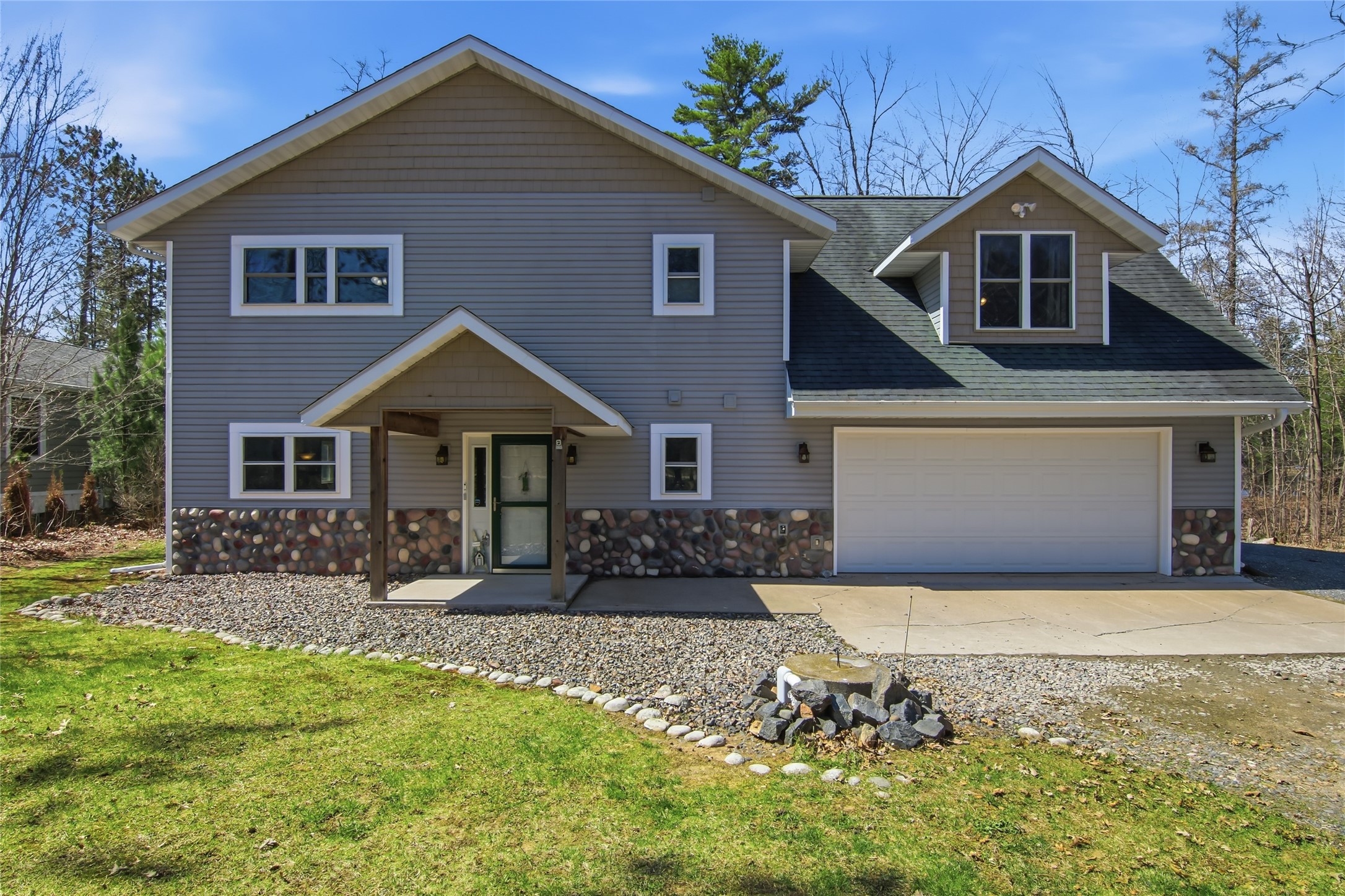 W8895 North Lake Road Greenwood, WI 54437 - Photo 2 of 60