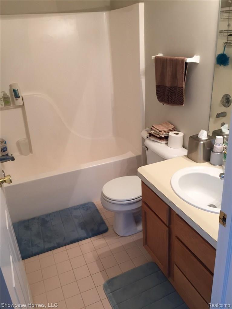 46144 Reedgrass Lane, Unit 5 Belleville, MI 48111 - Photo 31 of 31 013d8850ee342f6b39f38c6843a9bbb9224ceb47c8.jpg