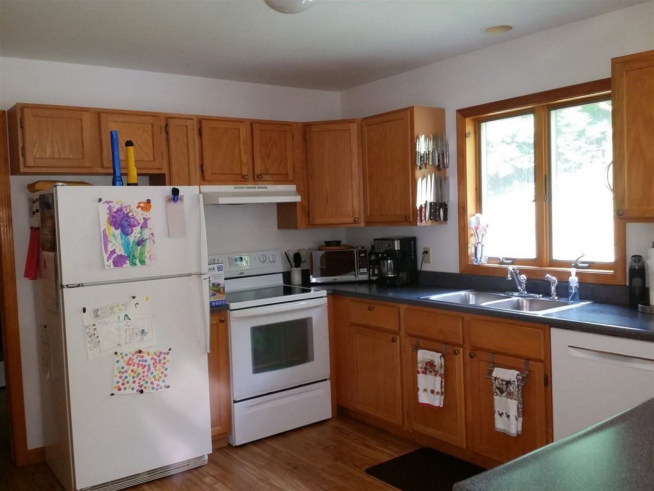 346 Whippoorwill Road Thetford, VT 05075 - Photo 2 of 20