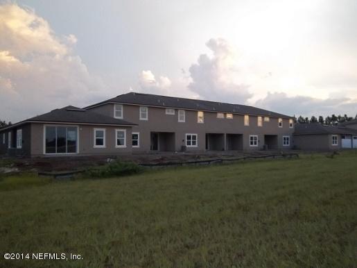 3087 Chestnut Ridge Way, Unit 21D Orange Park, FL 32065 - Photo 4 of 34 Bldg 22 - Rear View Left Corner Pic 3