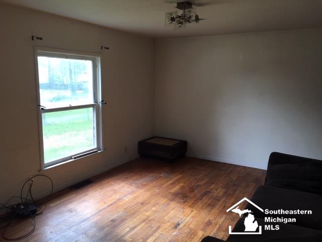 1041 West Temperance Road Temperance, MI 48182 - Photo 3 of 12