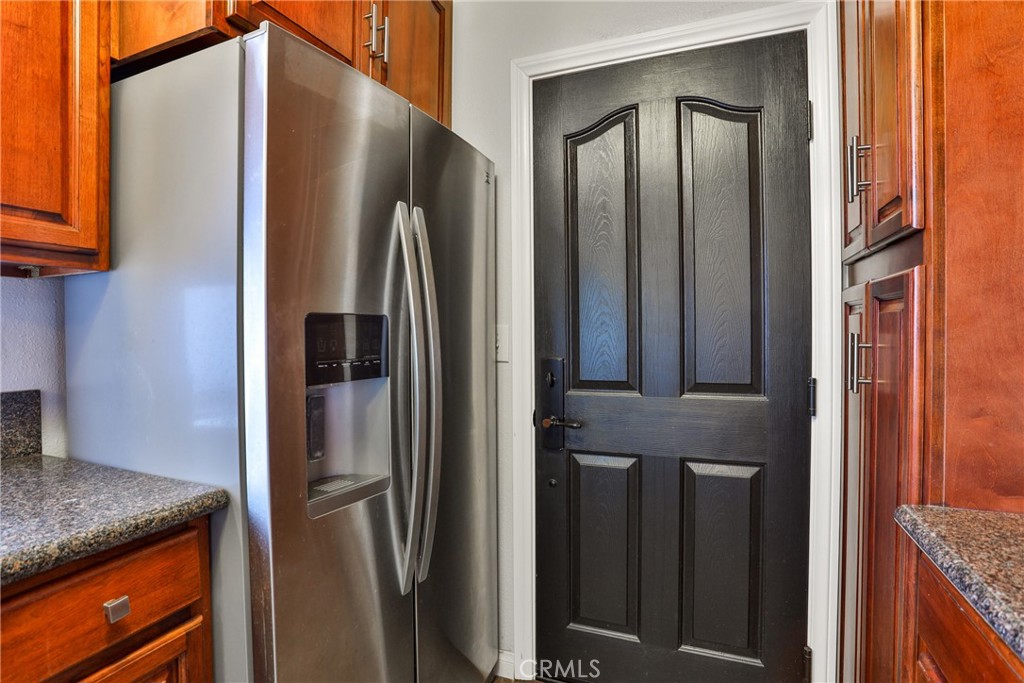 12309 Wintergreen Street Rancho Cucamonga, CA 91739 - Photo 15 of 32 Refrigerator included
