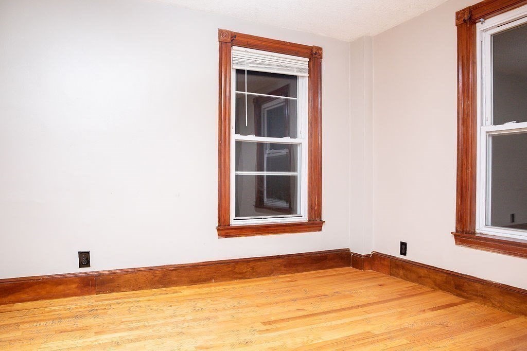 12 Payson Avenue, Unit 1 Boston, MA 02125 - Photo 18 of 34