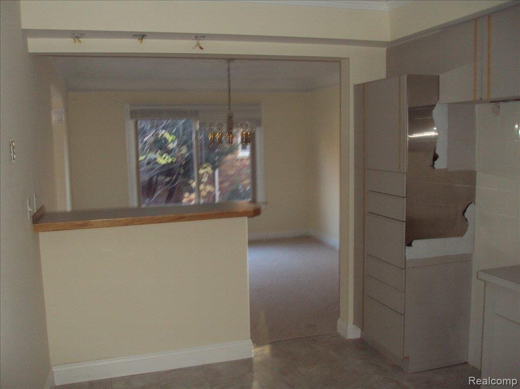 826 Neff Road Grosse Pointe, MI 48230 - Photo 8 of 10 DSC00063
