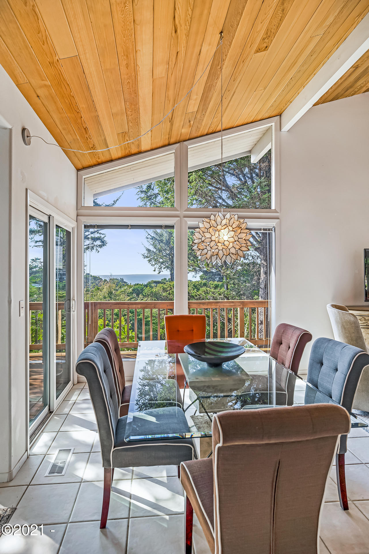 3 Ridge Crest Road Gleneden Beach, OR 97388 - Photo 10 of 50 Dining