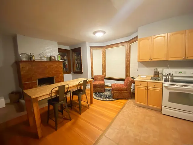 $450,000 | 520 Prospect Avenue, Hartford, CT 06105