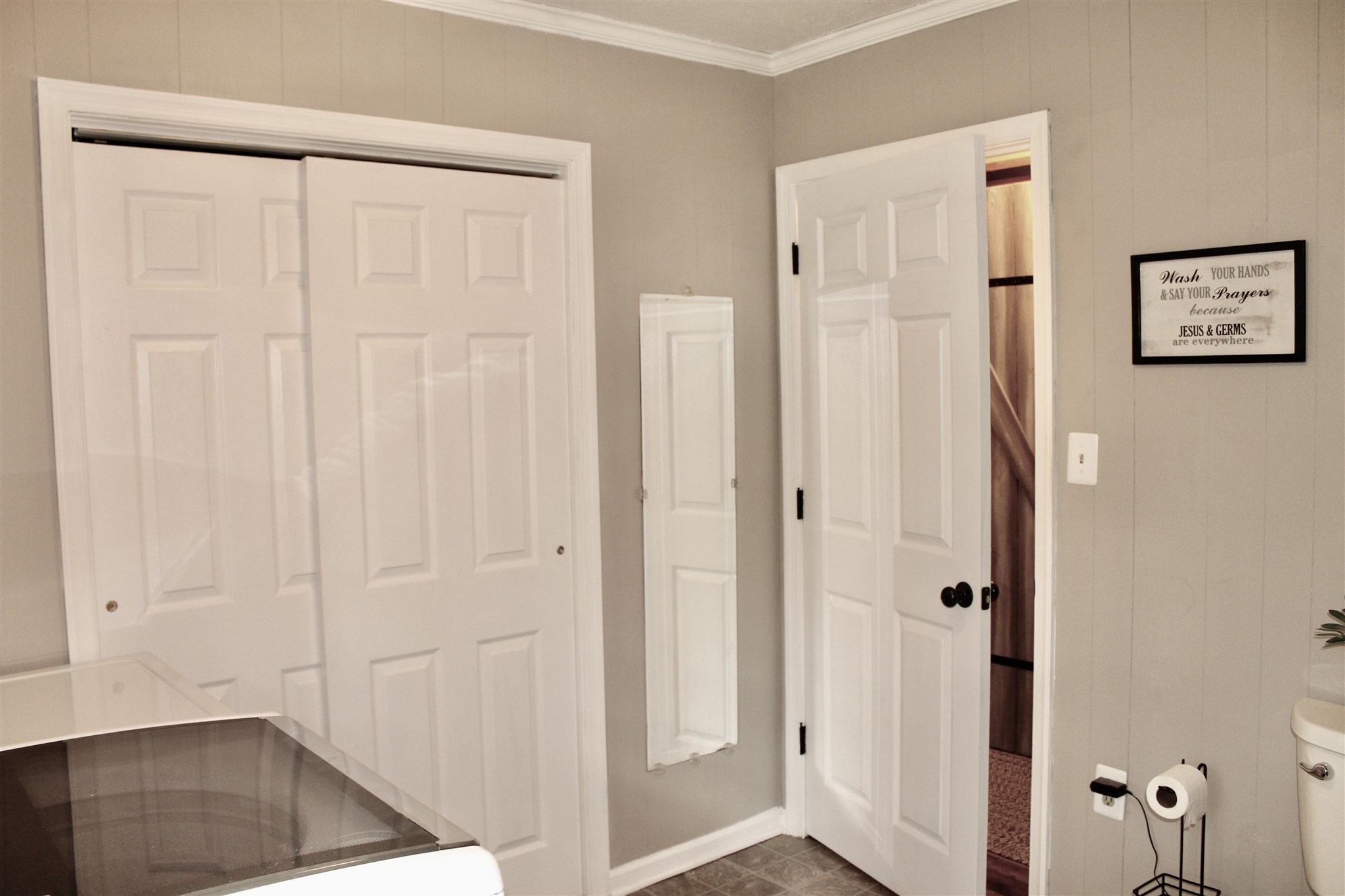 31 Old Back Road Raphine, VA 24472 - Photo 40 of 52 a view of a hallway with closet area