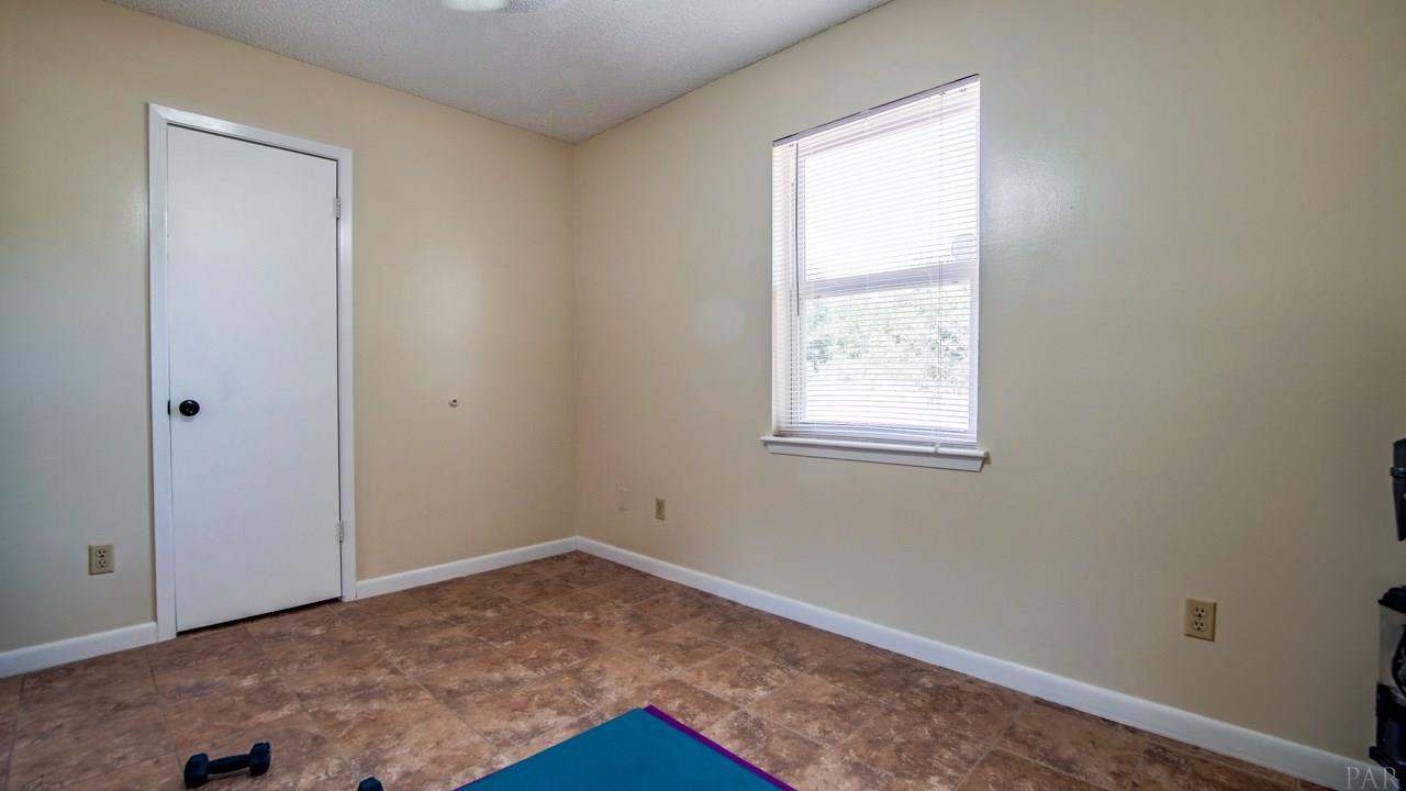 5443 Mulat Road Milton, FL 32583 - Photo 15 of 32 Gallery Image 15