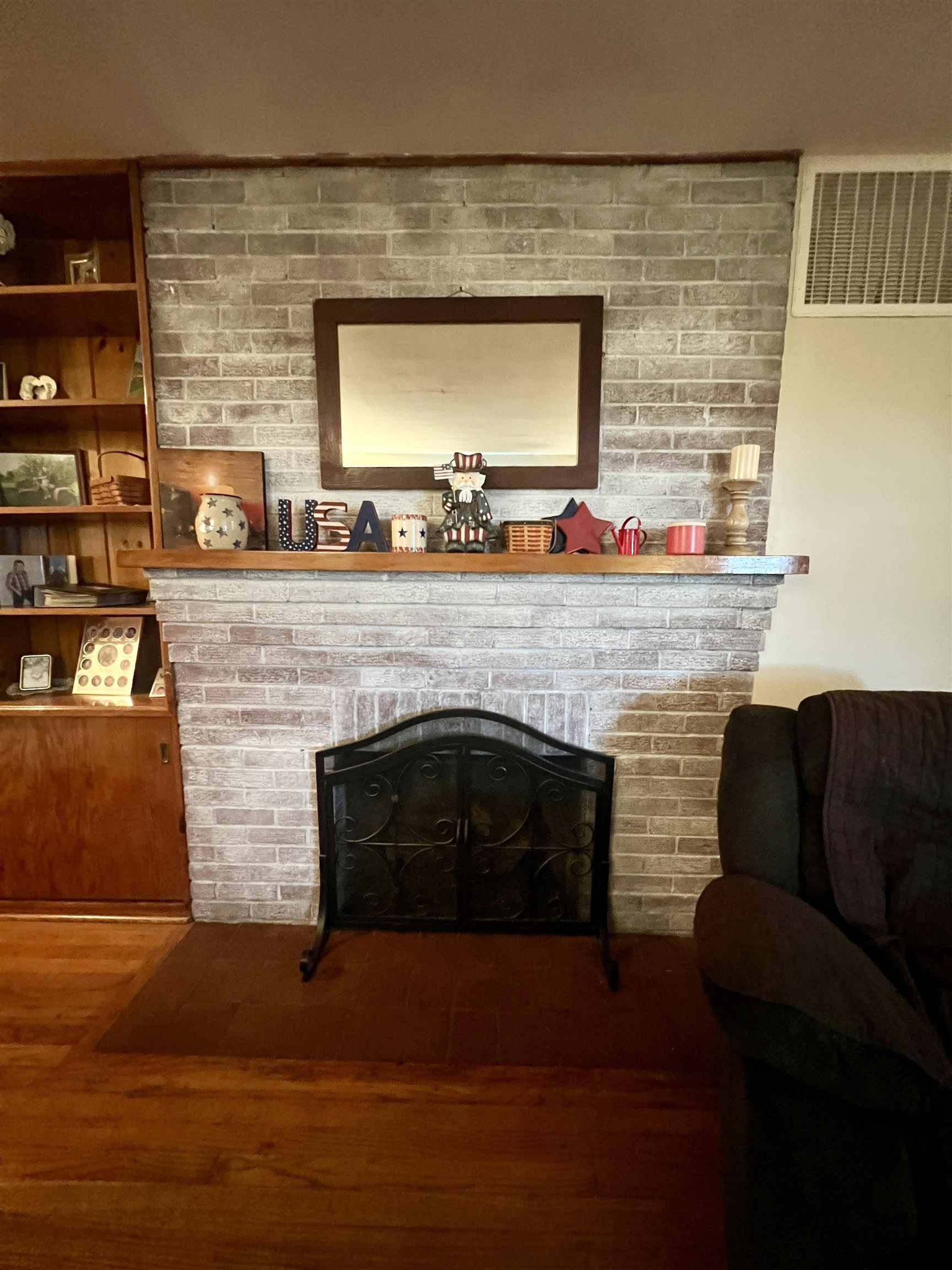 6631 Spring Creek Road Bridgewater, VA 22812 - Photo 13 of 34 a living room with a fireplace in it