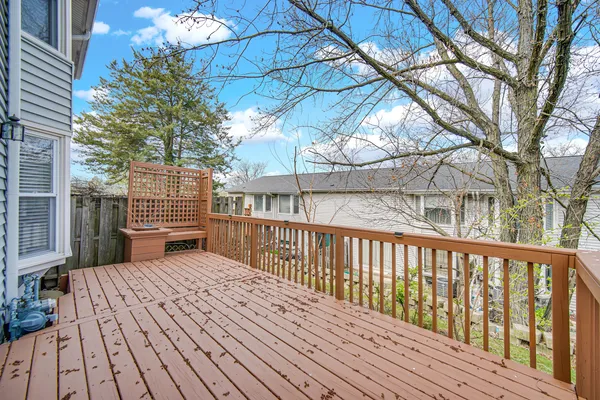 $269,000 | 140 Leslie Lane, Bolingbrook, IL 60440