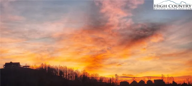 $159,900 | 4098 Derbyshire Lane, Lenoir, NC 28645