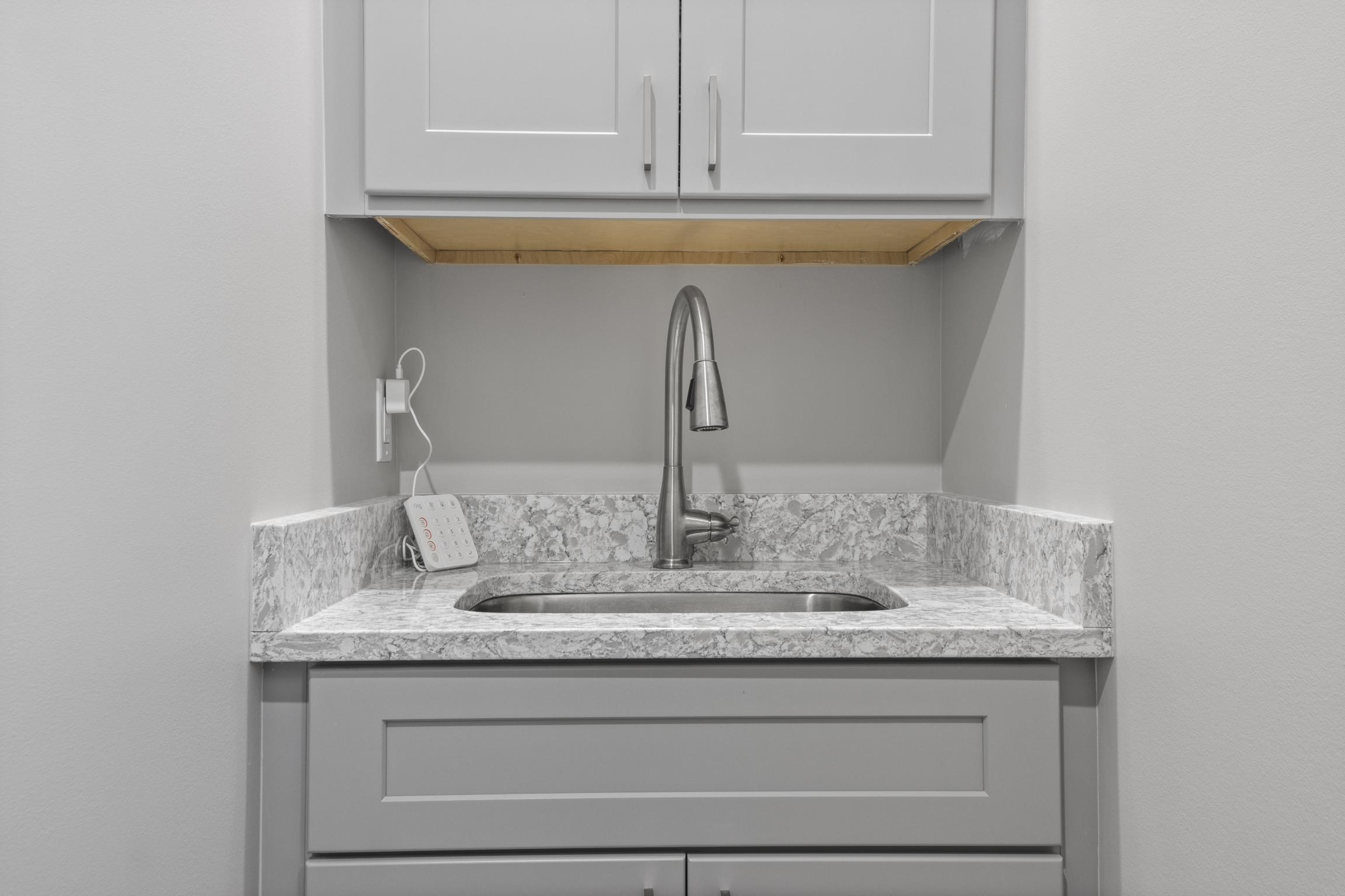 10708 Shrewbury Road Traverse City, MI 49684 - Photo 27 of 32