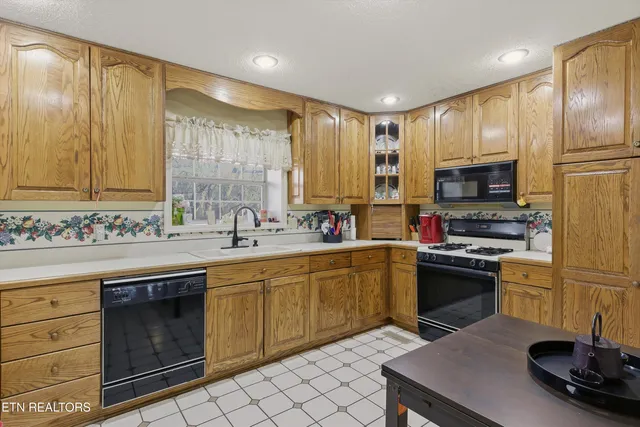 $479,999 | 3900 McKamey Road, Knoxville, TN 37921